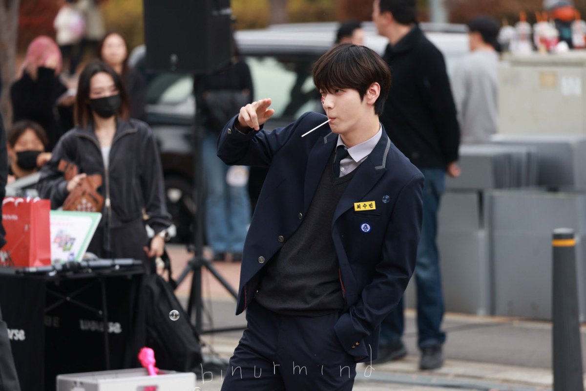 𝐛𝐢𝐧𝐮𝐫𝐦𝐢𝐧𝐝 tweet media