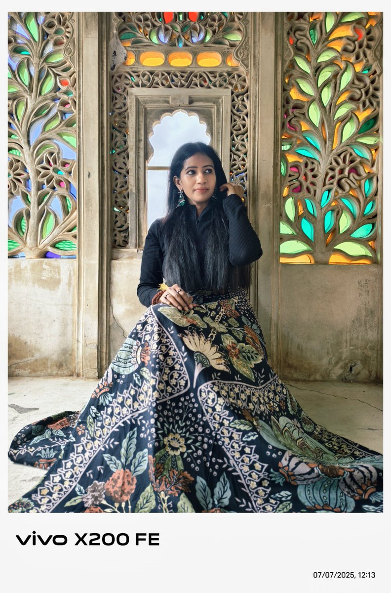 TechChennai's tweet photo. Royal frames, regal clarity 👑
Shot on the upcoming #vivoX200FE at Maharana Pratap Palace.
Where heritage meets tech 📸
Video coming soon..
#vivoIndia  VivoX200FEComp #MyCityVibes #MyUdaipurVibes #vivoX200FE @Vivo_India https://t.co/PbimZhBCbi
