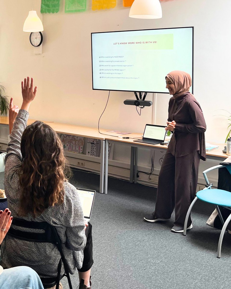genderplatform's tweet image. 🌿How does the climate crisis impact sexual & reproductive health and rights (SRHR) in the MENA region?
Read our blog featuring insights from @MunaAlhammadi, written by @EvaLiaColombo (WO=MEN).
👉shorturl.at/ZtOqs
#ClimateJustice #SRHR