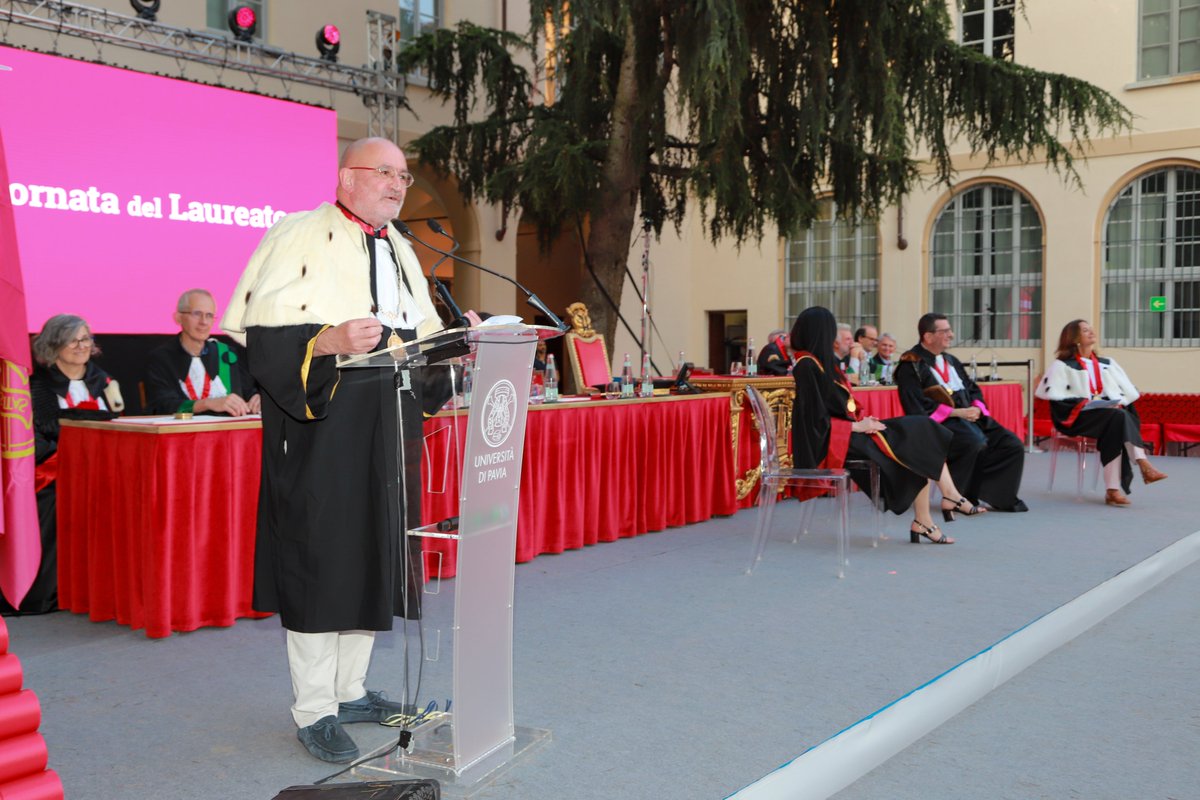 Università degli Studi di Brescia (@unibs_official) on Twitter photo 🏅 Il Rettore Prof. Francesco Castelli ha ricevuto, dall’<a href="/unipv/">Università di Pavia</a>, la Medaglia Teresiana, onorificenza riservata a personalità di spicco 👏
🔗 bit.ly/46z4BCa 🏅 Il Rettore Prof. Francesco Castelli ha ricevuto, dall’<a href="/unipv/">Università di Pavia</a>, la Medaglia Teresiana, onorificenza riservata a personalità di spicco 👏
🔗 bit.ly/46z4BCa