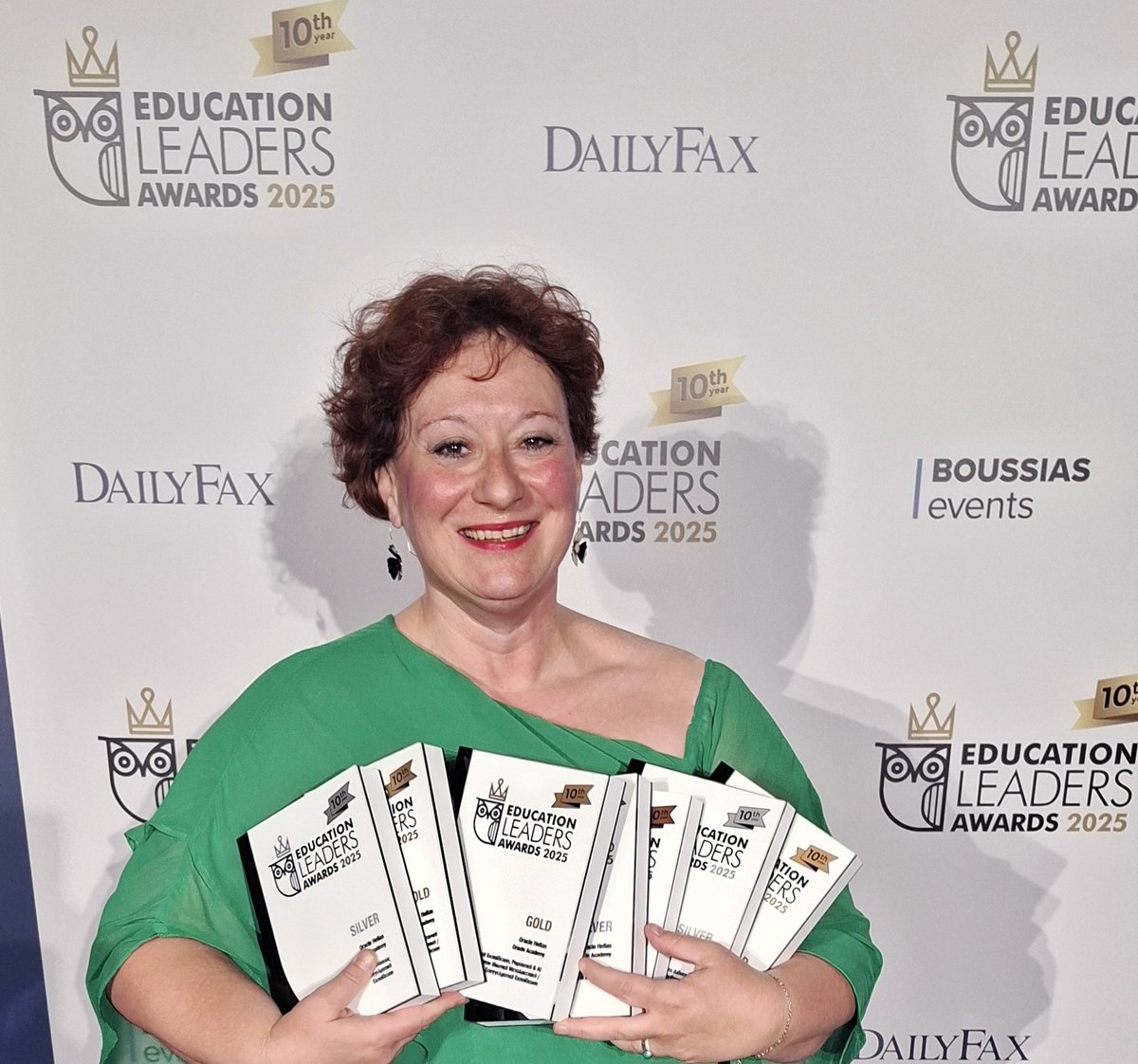 OracleAcademy's tweet image. @OracleAcademy was recognized with 7 #EducationLeaders Awards in #Greece! The categories included Innovation in #Teaching, #DigitalEducation, #Robotics & #AI, Online Education and Connection to the Marketplace for higher and post-secondary/vocational #education. With these…