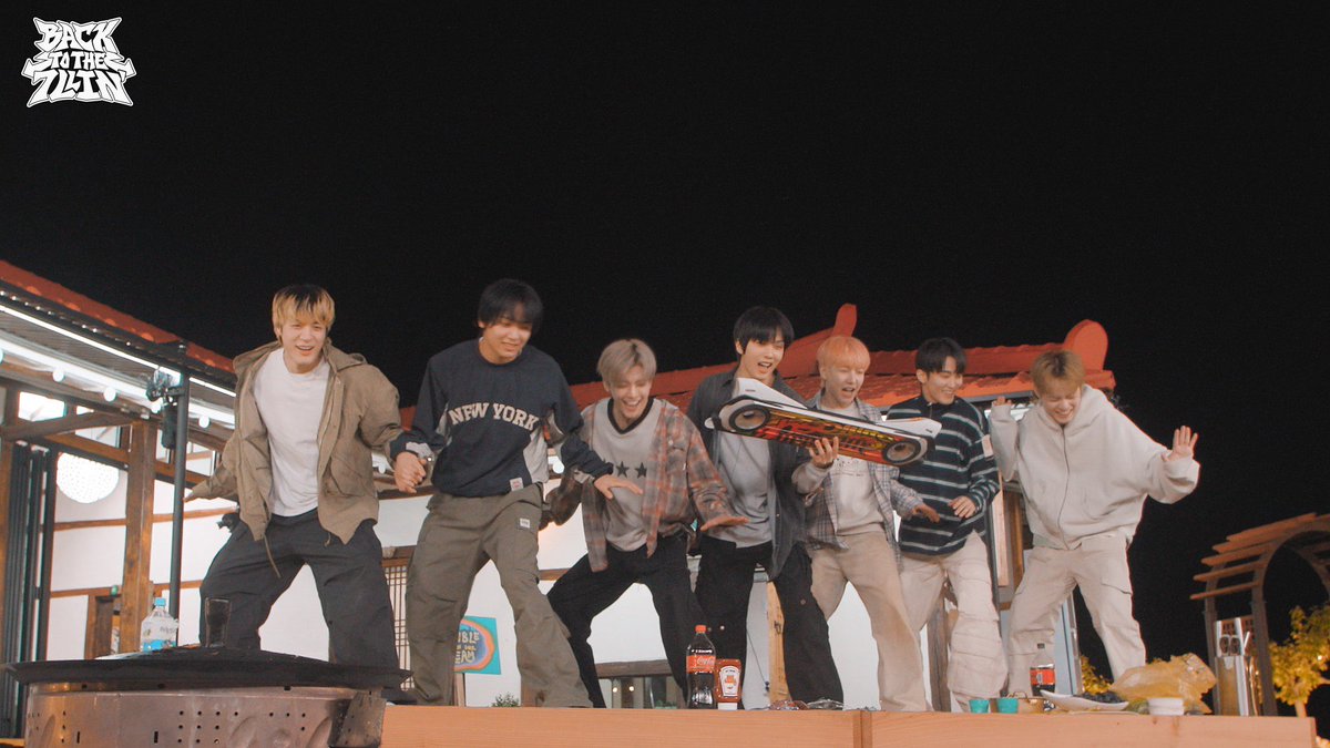 NCTsmtown_DREAM's tweet image. 돌리고, 지문 인식하고, 신호 주면 바로 간다! | Back To The 7llin’ | EP.3

youtu.be/JIdmnz0t_r8

#Back_To_The_7llin #백투더칠링
#NCTDREAM #엔시티드림 #GoBackToTheFuture 
#NCTDREAM_GoBackToTheFuture