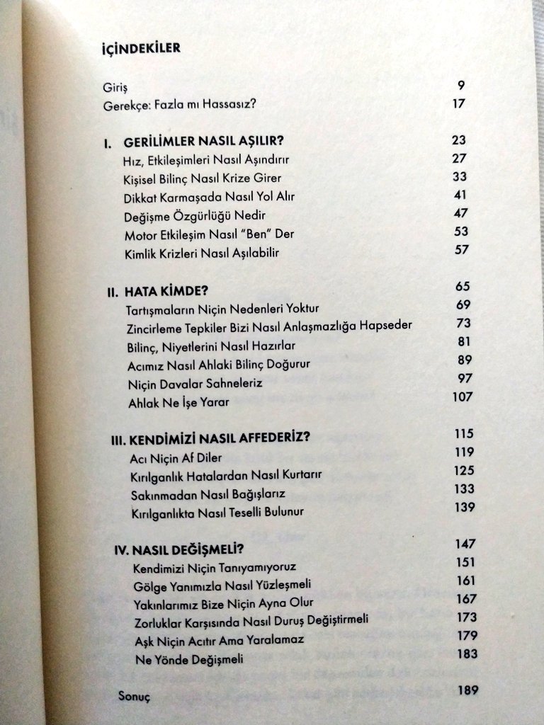 Manişak (@haladizaa) on Twitter photo Daha fazla beklemeyeyim:)
Nefis bir kitap çıktı bu.
Tartışmanın felsefesi..
Yapıp etmelerimizin arka planına dair çok iyi analizleri olan şaşırtıcı bir kitap.
Bu kadar beklemiyordum.
Henüz bitirmedim ama herkese tavsiye ediyorum bu kitabı..
Lazım çünkü herkese
<a href="/kolektifkitap/">Kolektif Kitap</a> Daha fazla beklemeyeyim:)
Nefis bir kitap çıktı bu.
Tartışmanın felsefesi..
Yapıp etmelerimizin arka planına dair çok iyi analizleri olan şaşırtıcı bir kitap.
Bu kadar beklemiyordum.
Henüz bitirmedim ama herkese tavsiye ediyorum bu kitabı..
Lazım çünkü herkese
<a href="/kolektifkitap/">Kolektif Kitap</a>