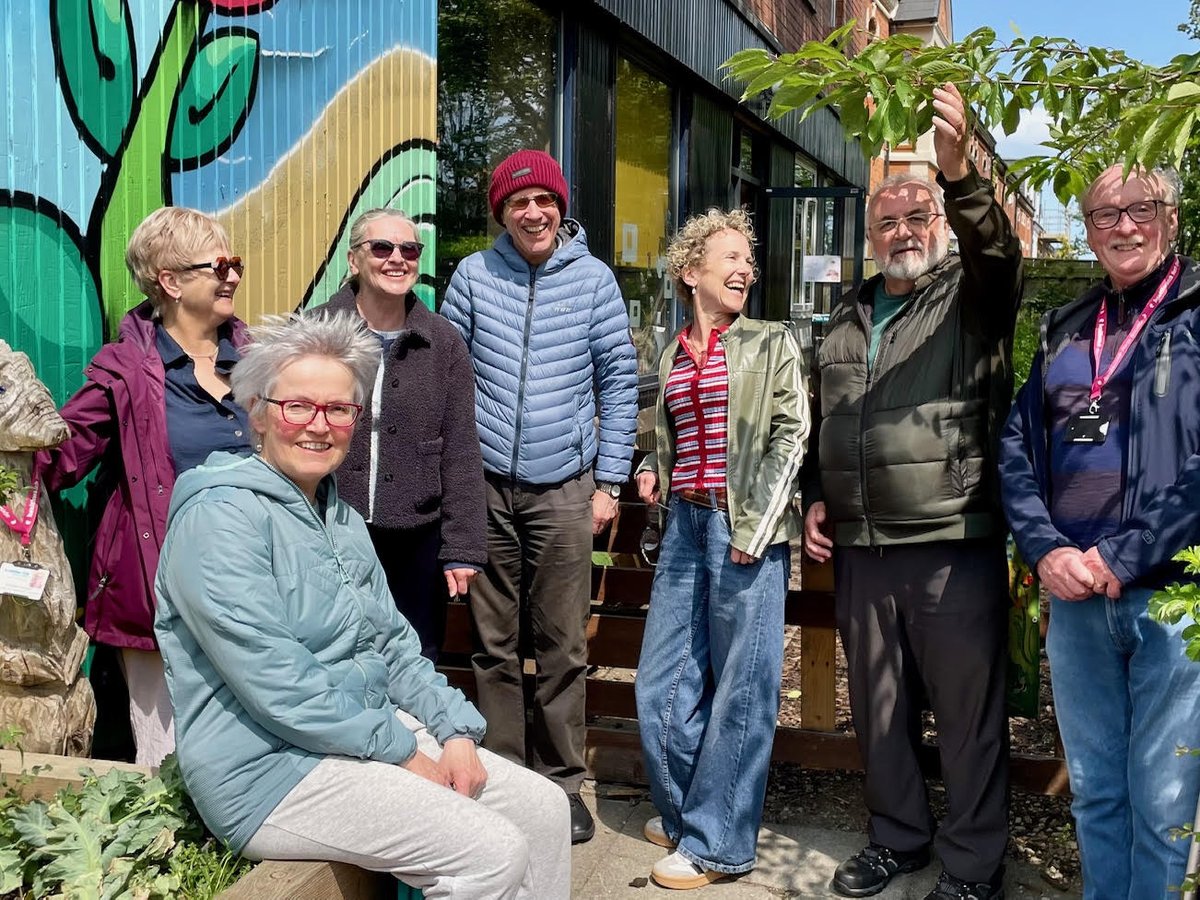 Do you want to boost your CV? Enjoy talking to people and listening to their stories? Want to help improve local health and care services? We are recruiting this month for new volunteers to join our happy, friendly team.
Find out more and apply here:

healthwatchnorthtyneside.co.uk/news/are-you-l…