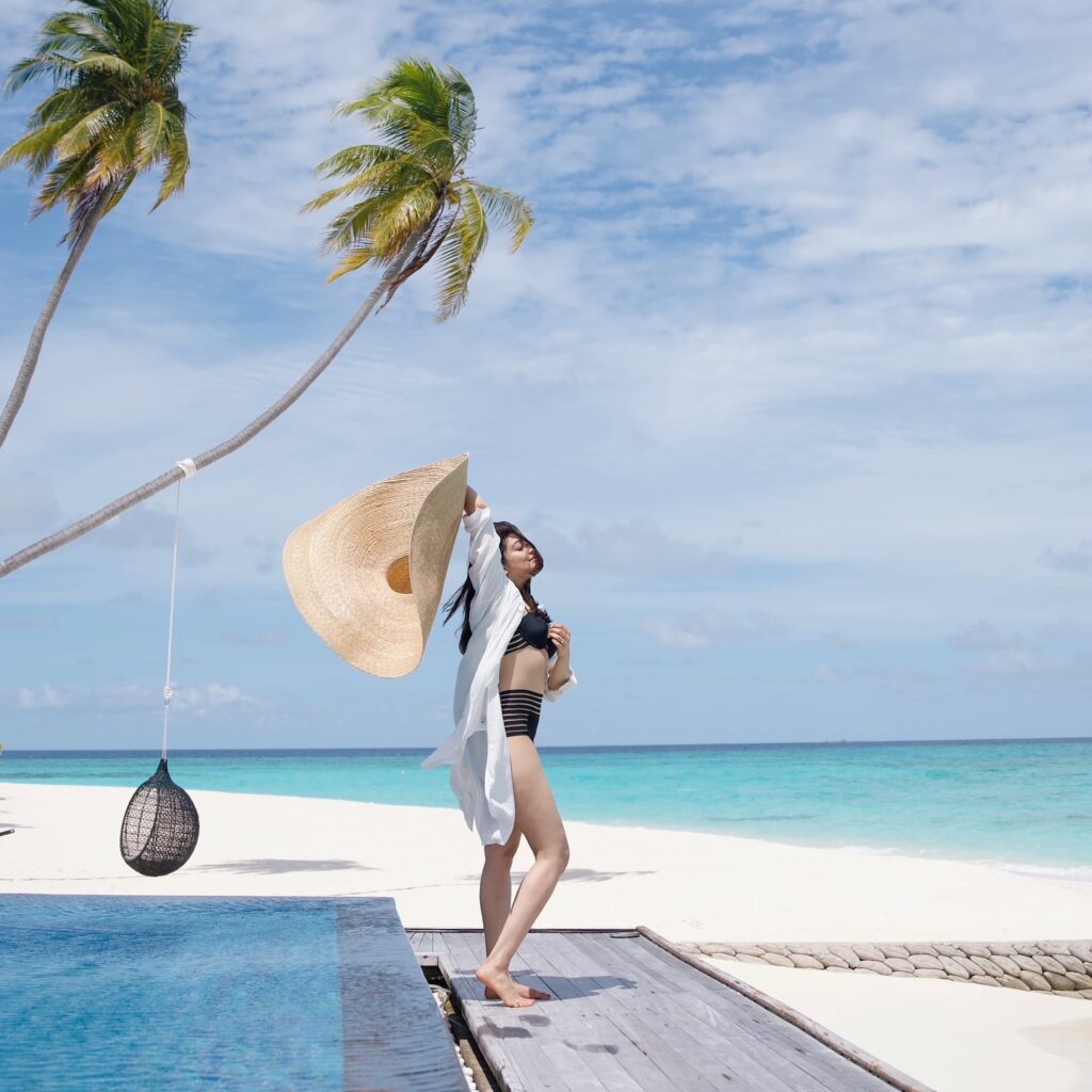 vadakkunanbar's tweet photo. #Maami in Bikini 👙 is my fav genre #PranithaSubhash ♥️
#MaamiMania #Pranitha
#PranithaSubhashHot
#PraneethaSubash #Praneetha #BikiniDay #BikiniTime #BikiniFitness #bikinifashion #brahmingenes https://t.co/dojxQznKOX