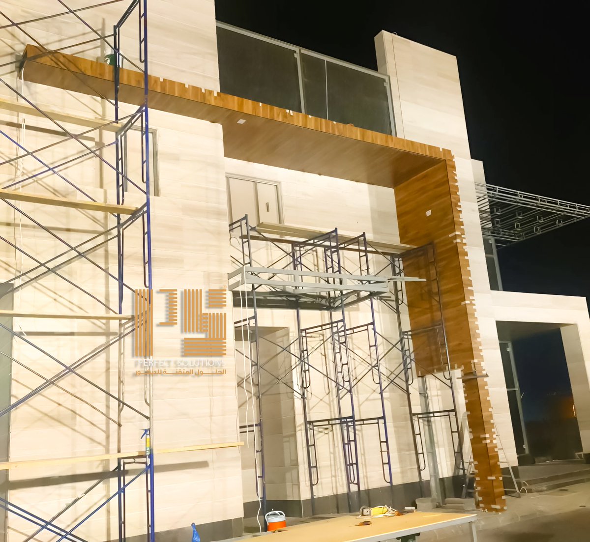 perf_Solution's tweet image. من أعمالنا
واجهات خارجية بلمسات خشابية أنيقة!
ارتقِ بمظهر مشروعك مع واجهاتHPL خشابي بجودة ألمانية وسماكة 8 ملم
#hpl #phenolic #cladding #doors 
#واجهات #واجهات_خشبيه_كلايدنج #واجهات_خارجية #تلبيسات #تكسيات #فينول #فينوليك #تركيب_ميكانيكال #مشاريع_سعودية #مشاريع_تجارية #فلل_مودرن