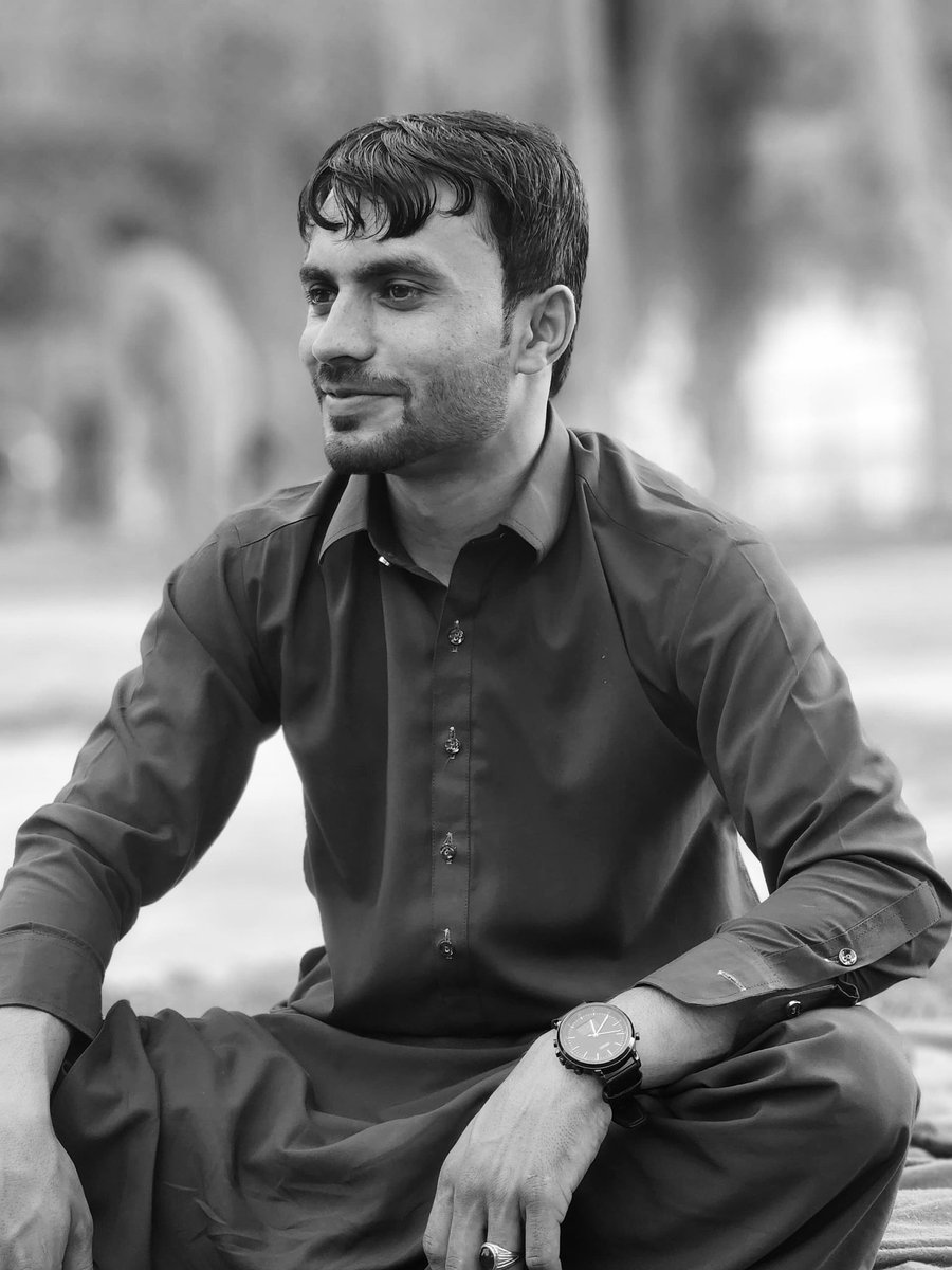 Shair_Habibi's tweet photo. ستونزې د ژوند برخه ده، او په مُسکاء ورسره مخ کېدل، د ژوند هنر دی.

S.HaBiBi https://t.co/ud1tfObNDK