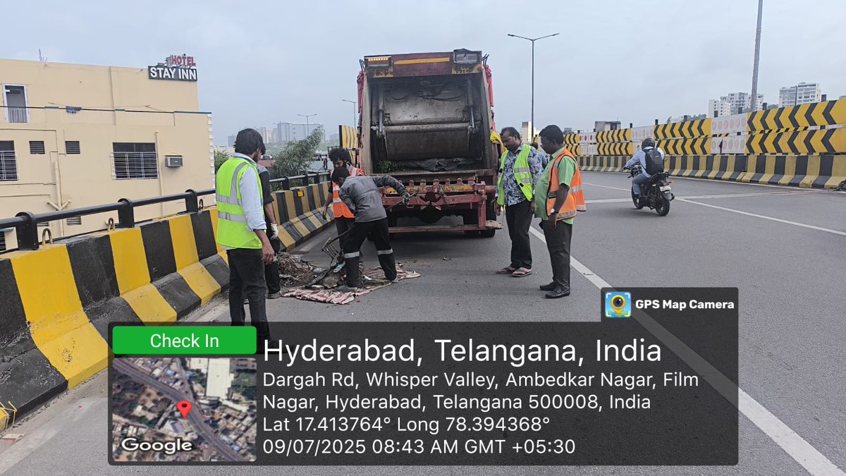 DC Serilingampally GHMC (@dc_slp20) on Twitter photo Sweeping by our #Sanitation workers at various roads of Serilingampally circle .
Please use twinbins placed beside the roads for quick disposal of waste while commuting . #GHMC
<a href="/ZC_SLP/">ZC SERILINGAMPALLY ZONE GHMC</a>
<a href="/CommissionrGHMC/">Commissioner GHMC</a>
<a href="/gadwalvijayainc/">Vijayalaxmi Gadwal, GHMC MAYOR</a>
<a href="/PrlsecyMAUD/">Prl Secy MAUD.</a> Sweeping by our #Sanitation workers at various roads of Serilingampally circle .
Please use twinbins placed beside the roads for quick disposal of waste while commuting . #GHMC
<a href="/ZC_SLP/">ZC SERILINGAMPALLY ZONE GHMC</a>
<a href="/CommissionrGHMC/">Commissioner GHMC</a>
<a href="/gadwalvijayainc/">Vijayalaxmi Gadwal, GHMC MAYOR</a>
<a href="/PrlsecyMAUD/">Prl Secy MAUD.</a>
