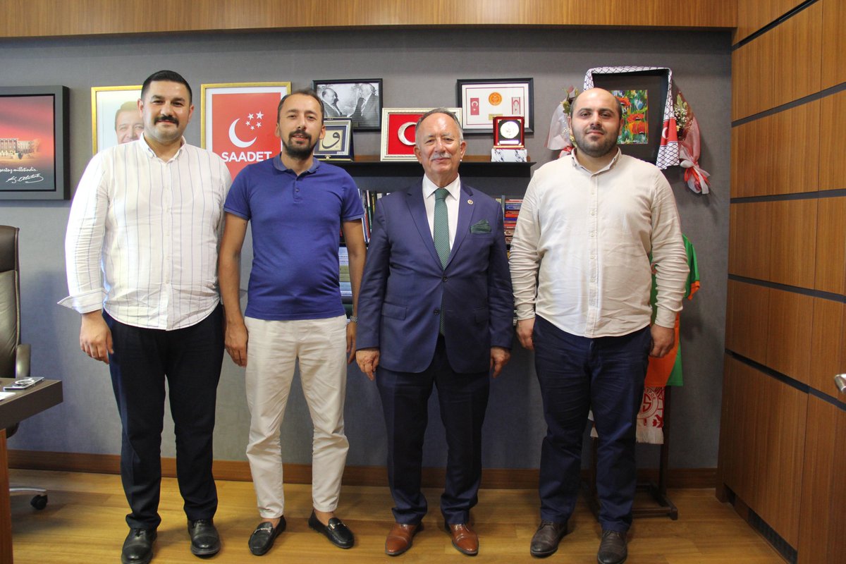 🚩 TBMM

Saadet Partisi Ankara İl Başkan Yardımcımız İsmail Fidan ve Pendik İlçe Başkan Yardımcımız Ömer Özgür ve Teşkilat Mensubumuz Seyfullah Arvasi TBMM çalışma ofisimizde ziyaretimize geldiler.
Nazik ziyaretlerinden dolayı kendilerine teşekkür ediyorum.