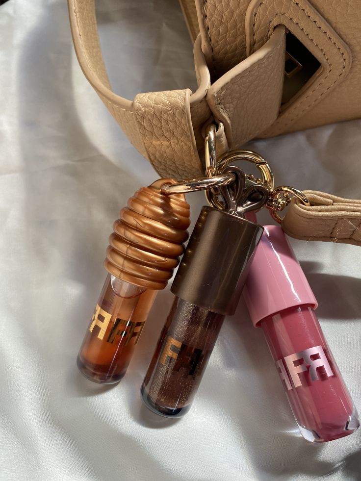 onefashioninspo's tweet image. 