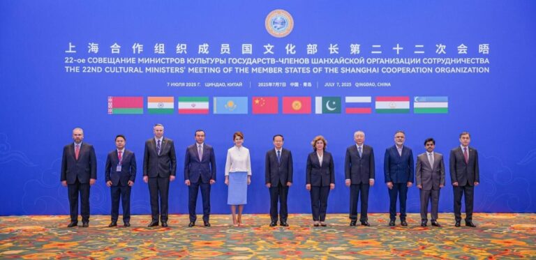 🔴Şanghay İşbirliği Örgütü’nün Kültür Mirası Dijitalleştirilebilir.

Kazakistan Cumhuriyeti Kültür ve Enformasyon Bakanı, Şanghay İşbirliği Örgütü (ŞİÖ) üye ülkelerinin kültür bakanları toplantısına katıldı. Aida Balayeva, ŞİÖ üye ülkelerinin sanal müzelerinin, sanat eserlerinin,