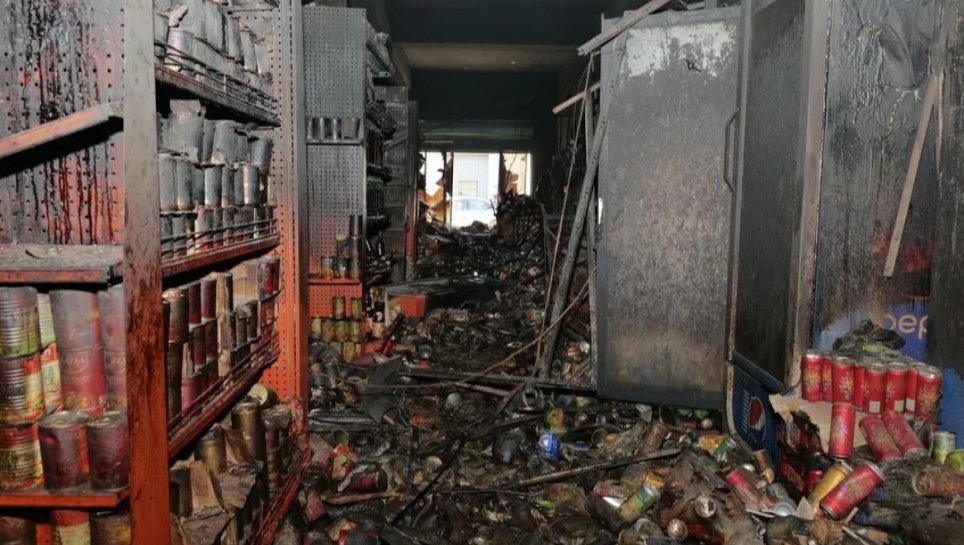 #مالك_سوق_العربان_لصدى: اشتباكات مايو كبدت خسائر فادحة بالسوق تفوق الـ11 مليون دينار

التفاصيل:m.facebook.com/story.php?stor…

#صدى #ليبيا