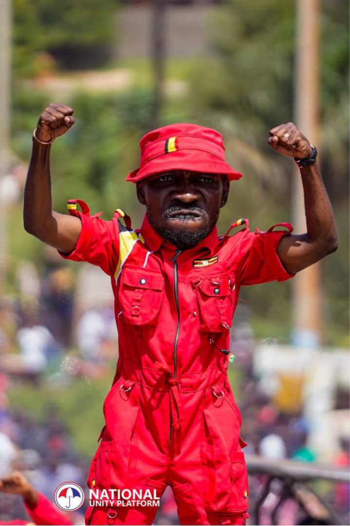 JosephJada2's tweet image. Celebrating after collecting billions from Ugandans. @HEBobiwine will never be the President of Uganda, not even in a dream. Our President is H.E @KagutaMuseveni and after him is Gen @mu