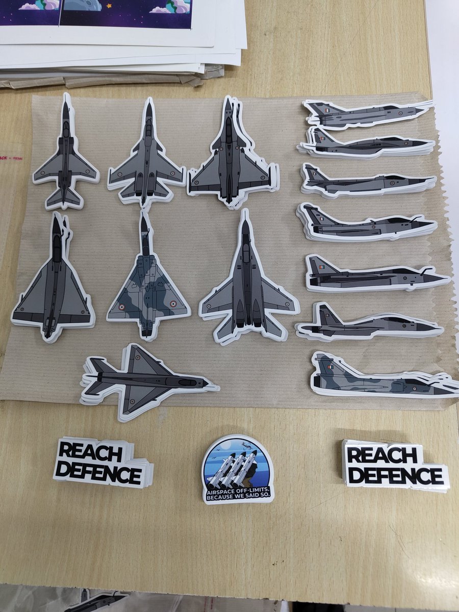 techvatsa's tweet image. Indian Air Force&apos;s fighter fleet.
7 legends. 1 sticker set.

Die-cut. Vinyl. Matte
Battle-hardened.

Buy it here now 🙌 reachdefence.com/sticker-collec…