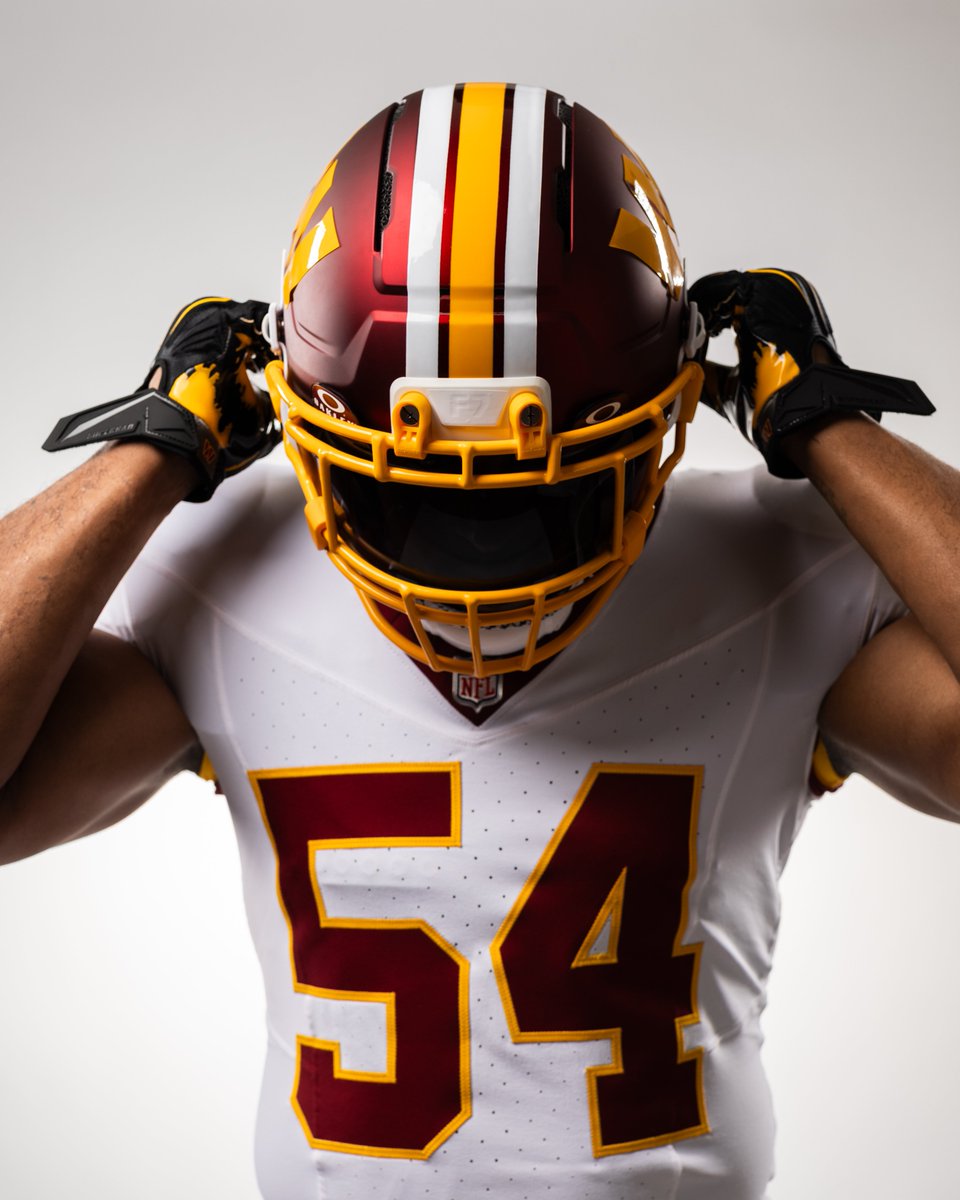 EricFlackTV's tweet image. More looks at the Washington Commanders New Super Bowl Era Uniforms & Helmet For 2025 Season 🔥 What's old is new again...RFK next?