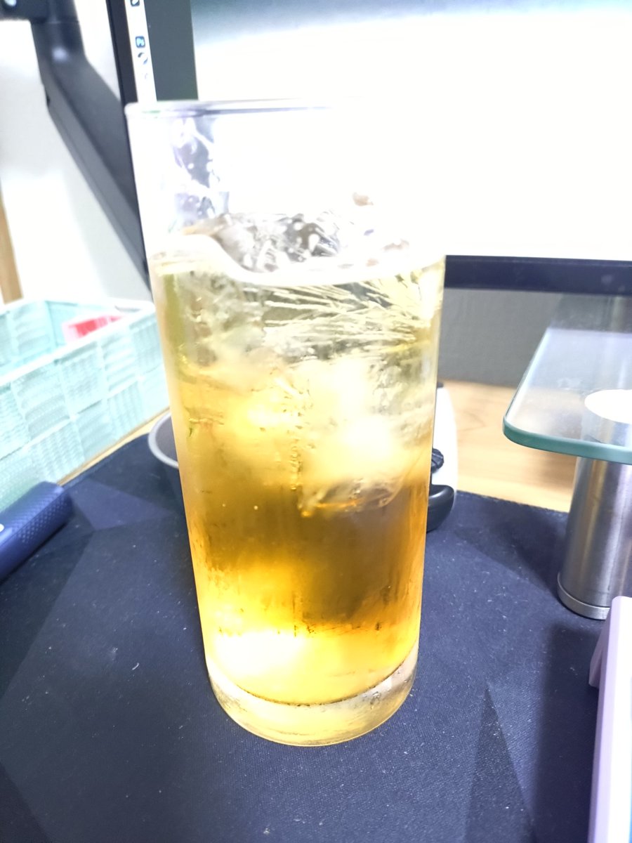 Muuu4432's tweet photo. 10年物の梅酒。

すーぱーうまい。 https://t.co/6NndhxKcOA
