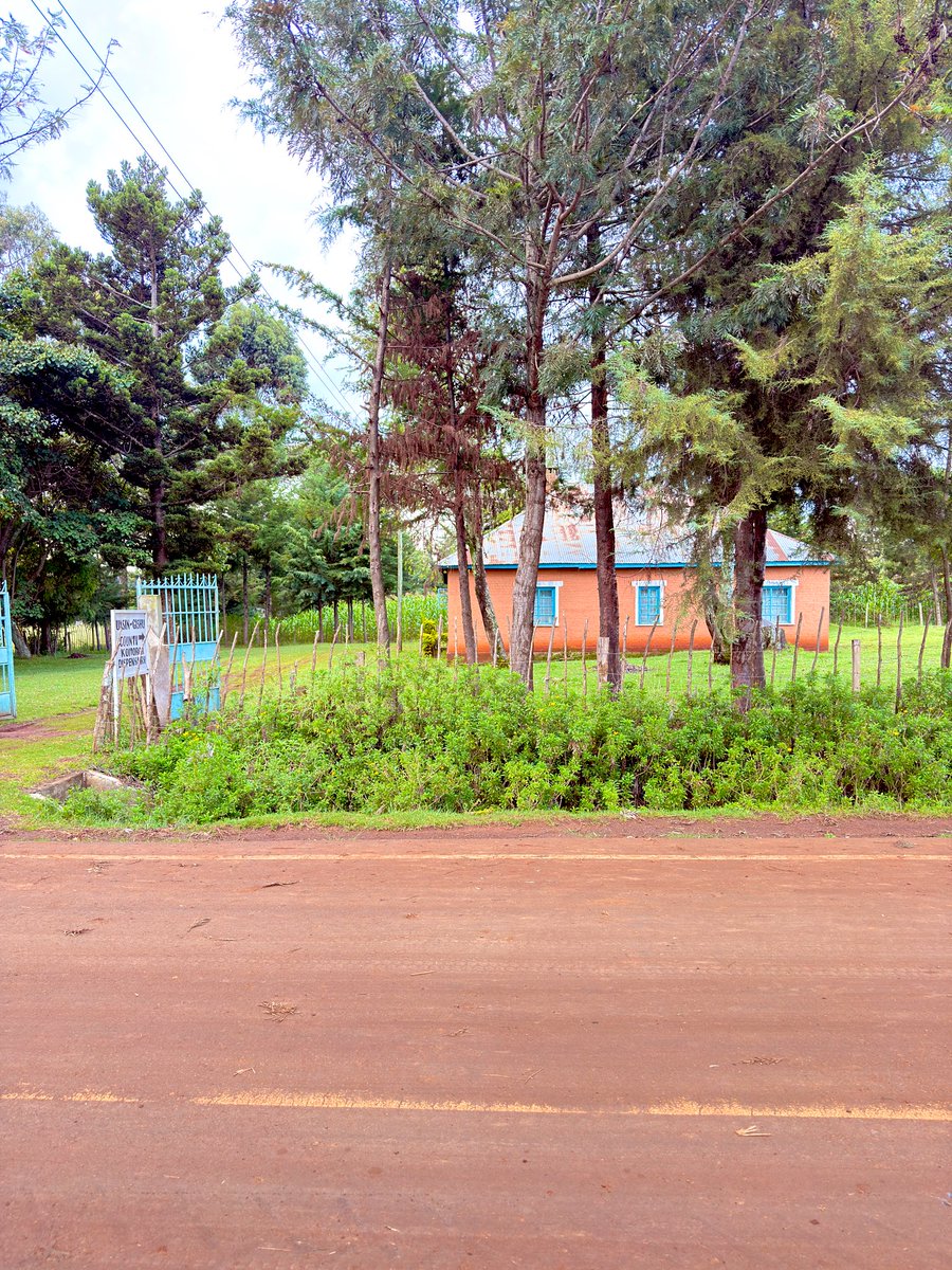 Arap_Turitik's tweet image. F1 The church
F2 The health center
F3 The school
location-Koitoror Uasin Gishu.