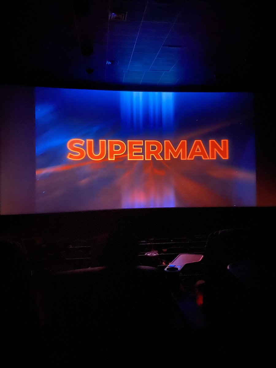 It’s been a long time since a movie made me cry like this. Even with such an ensemble cast, this was unapologetically a SUPERMAN movie. Next to Clark &amp; Lex, Mr. Terrific was an amazing addition to the story. Absolutely incredible work <a href="/JamesGunn/">James Gunn</a> 🙌 #Superman #lookup