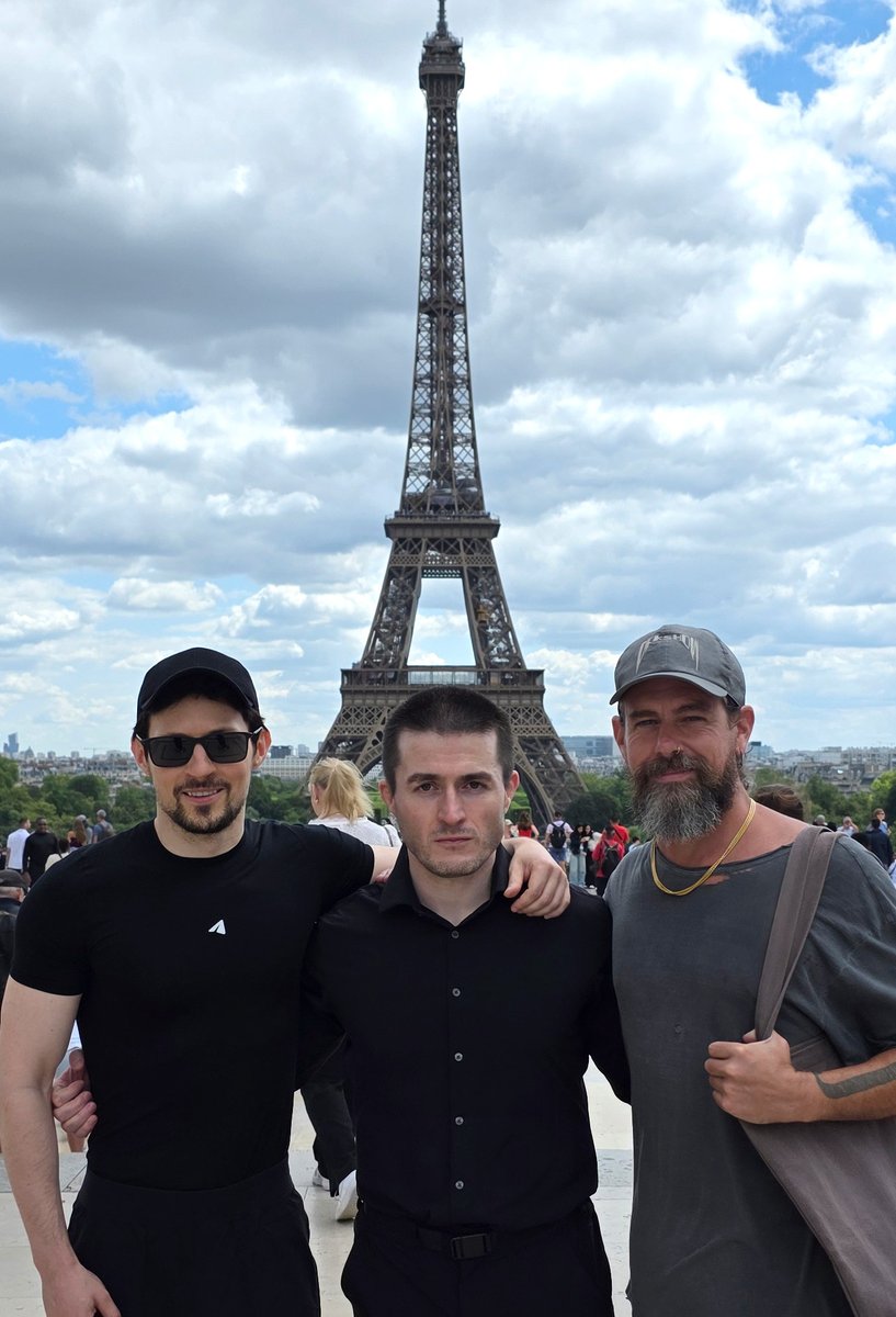 lexfridman's tweet image. Life is full of interesting surprises. I stopped by Paris and ran into these two (@durov and @jack) separately, and we had an amazing conversation about life and freedom. The experience definitely felt like part of a simulation. I'm pretty sure the pic is AI generated.
I'm…