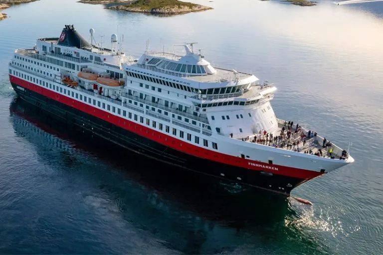 Hurtigruten Reportedly Cancels Cruise Onboard Finnmarken
buff.ly/VsFmdBc