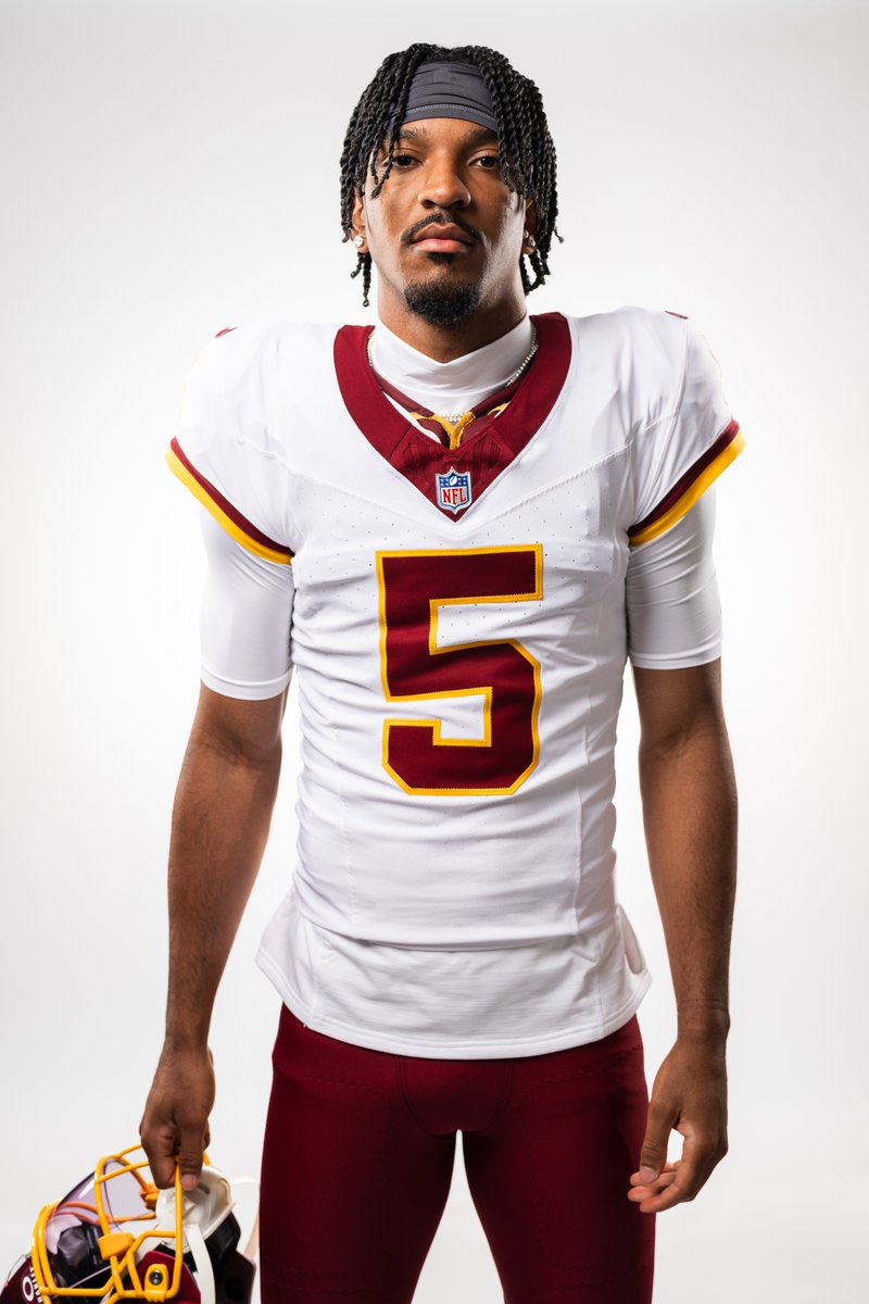 EricFlackTV's tweet image. More looks at the Washington Commanders New Super Bowl Era Uniforms & Helmet For 2025 Season 🔥 What's old is new again...RFK next?