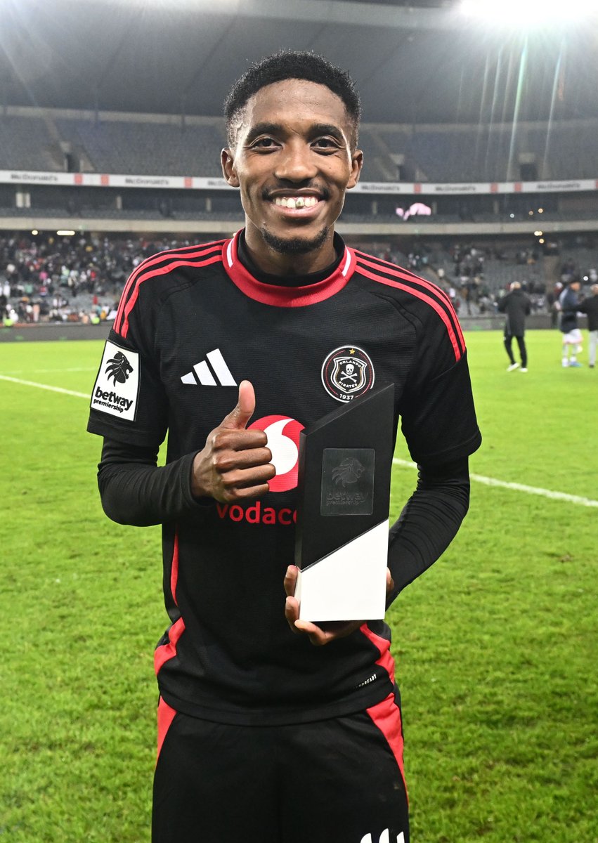 𝗦𝗔𝗟𝗘𝗡𝗚'𝘀 𝗕𝗨𝗖𝗦 𝗥𝗘𝗖𝗢𝗥𝗗 ☠️

🏟️ 70 games
⚽ 25 goals
🅰️ 17 assists

Are Pirates making a mistake letting him go on loan?