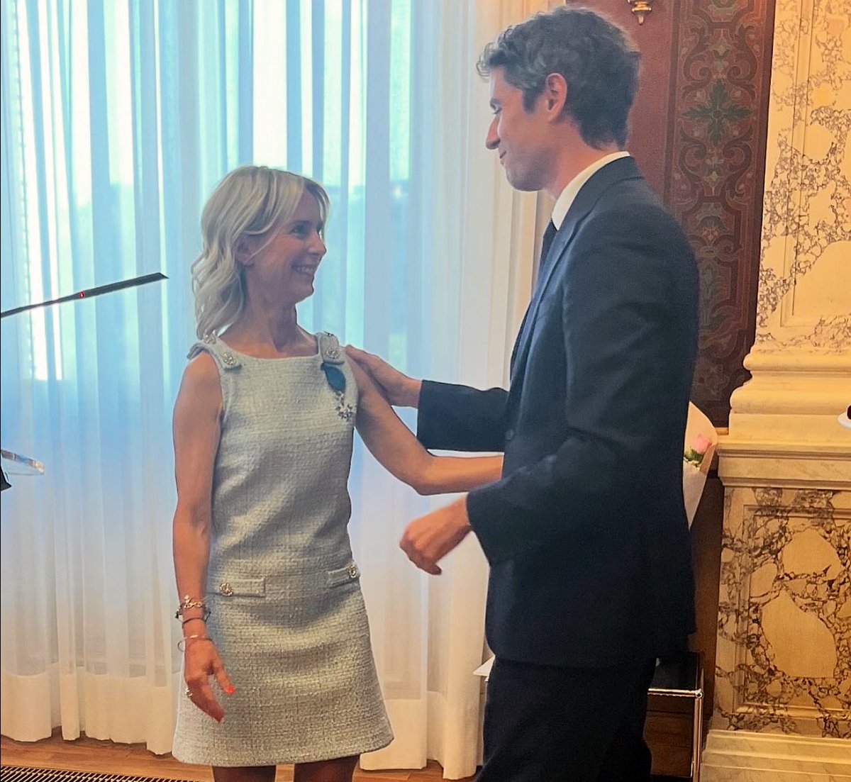 Félicitations <a href="/THOMASDAVIDNot/">Barbara THOMAS-DAVID</a>,  présidente de Notaires au féminin et de la commission #communication de la chambres des <a href="/NotairesdeParis/">Notaires de Paris</a>, qui a reçu les insignes de chevalier de l’ordre national du Mérite, des mains de l’ancien Premier ministre <a href="/GabrielAttal/">Gabriel Attal</a>.