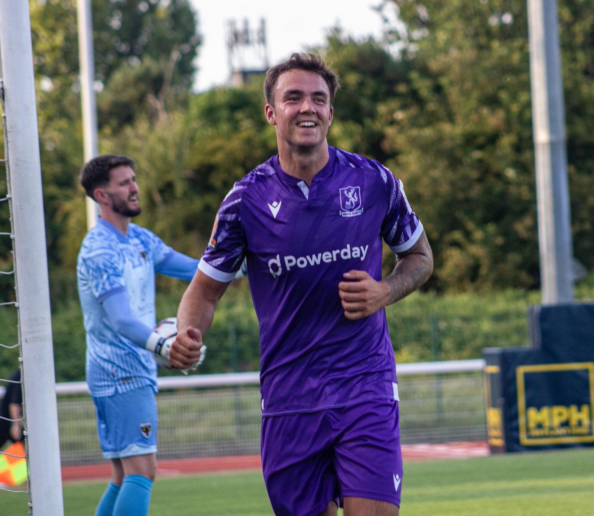 Enfield Town FC tweet media