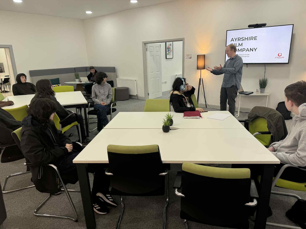 Last week Taylor went along to SL33’s Digital Group 💻 to give them a bit of insight into Ayrshire Film Company and careers in New Media 📲

#Outreach #NewMedia
