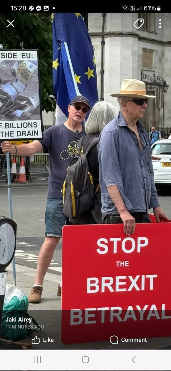 dunc_saboteur's tweet image. Today outside parliament the Bruges Group with links to Tufton St made their first appearance since Brexit.   The irony of this group of paid protestors who claimed we at the #StopBrexit #SODEM were the ones getting paid!!   #Brexit #BrexitReality not going well    #RejoinEU  1/2