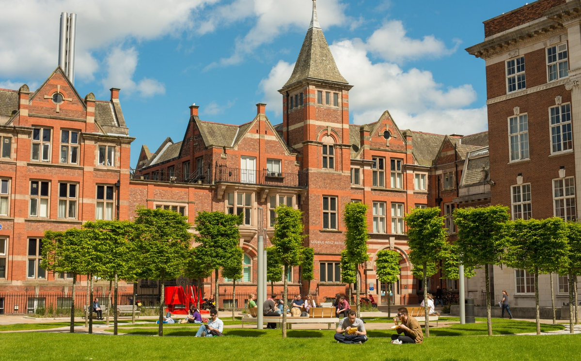 EpilepsyInst's tweet image. Today the Epilepsy Research Institute was delighted to be at the launch of the Liverpool Interdisciplinary Neuroscience Research Centre (LINC) at @LivUni. We attended alongside partners from research, policy and industry to celebrate this exciting step forward in brain and mind…