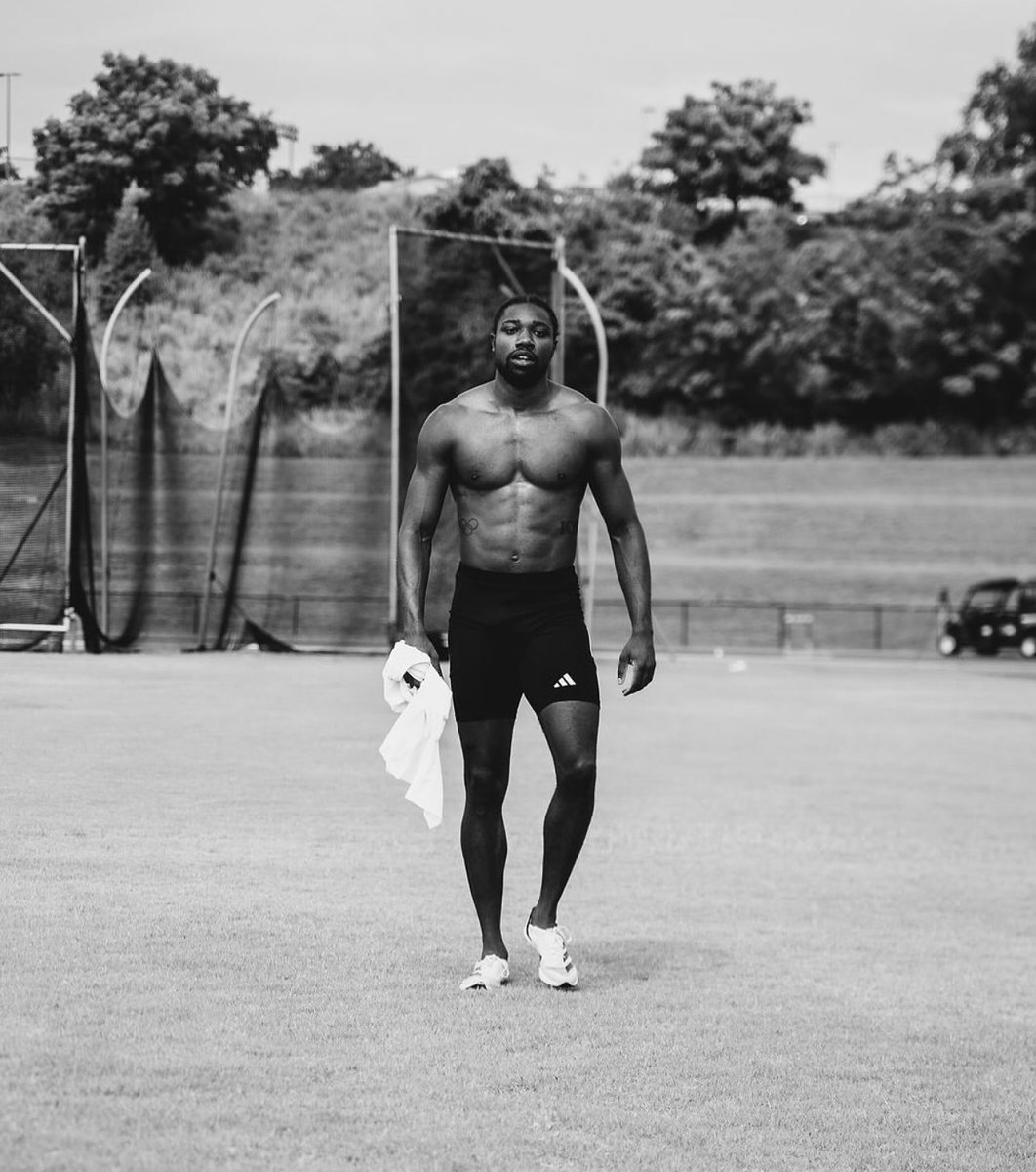 Fraudley7's tweet image. Oh yeah he locked in. He ain’t playing fair. 
🆕 WL
