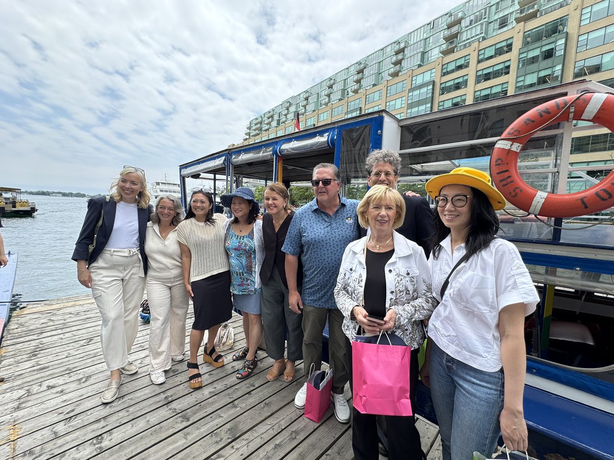 j_maloney's tweet image. Our stunning lakefront is more than a place to play and relax, it’s a growing hub to live, work, and drive economic growth.
New Liberal MP for Spadina–Fort York, Chi Nguyen, together with the Waterfront BIA, led a tour of the harbour, Port Lands, and the many exciting projects.