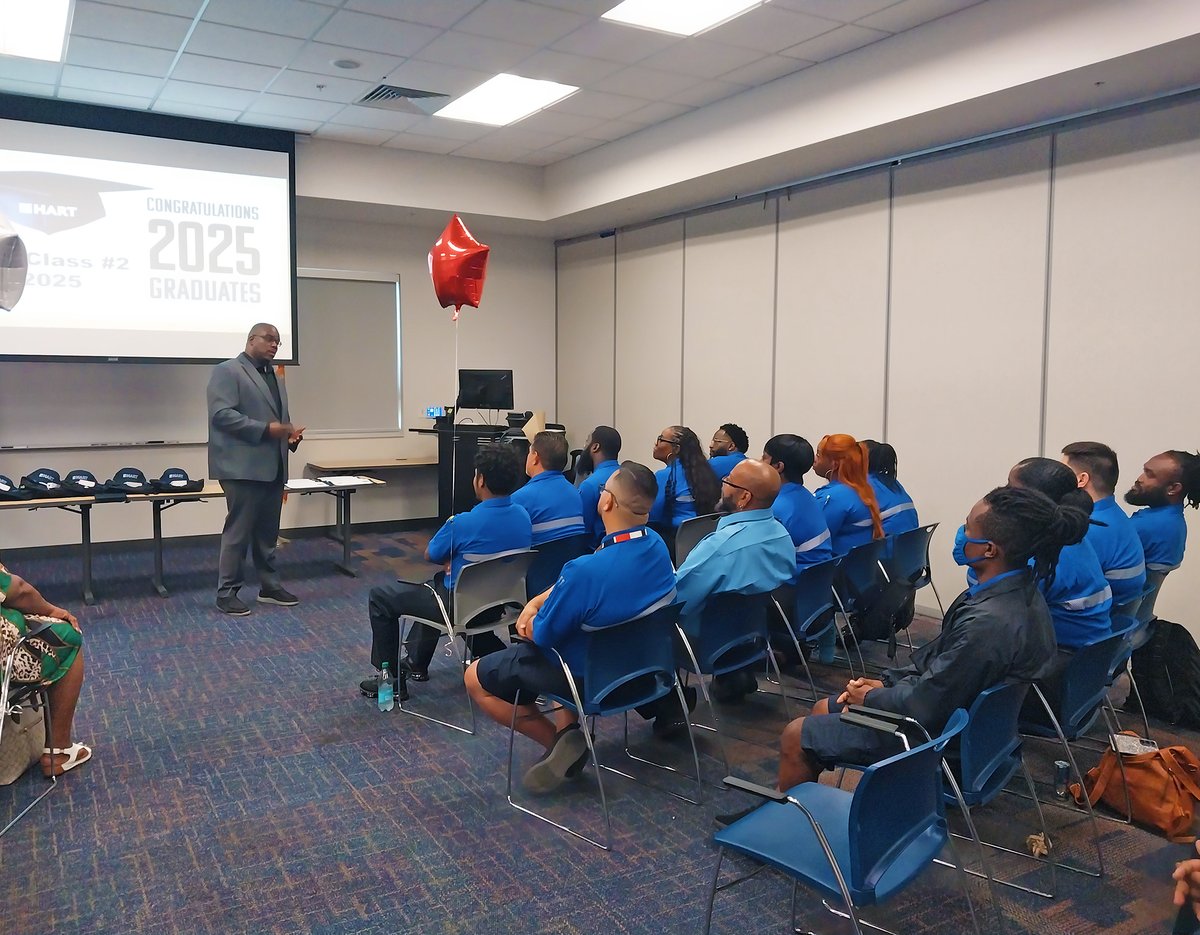 GoHART's tweet image. Join us in congratulating the newest graduating class of HART Bus Operators! 👏
After nine weeks of intensive training, this outstanding group of 15 celebrated their success during a special graduation ceremony on July 3. These dedicated professionals are now ready to serve our…