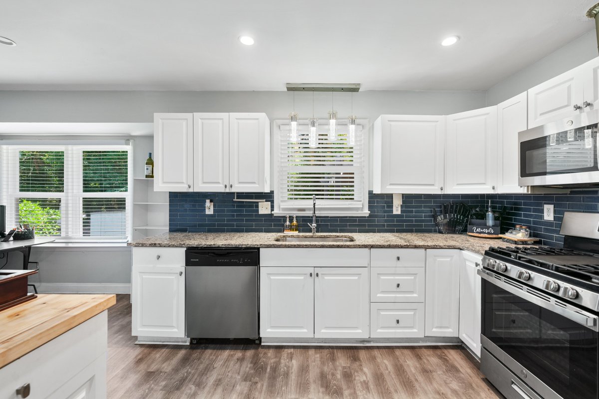 listingsatl's tweet image. Decatur Home for Sale!
•• For an exclusive showing and/or extra information, DM or CALL us at 404-528-2665 today •• We can do a video showing or an in person showing. NO cost and NO obligation. This is a free service.