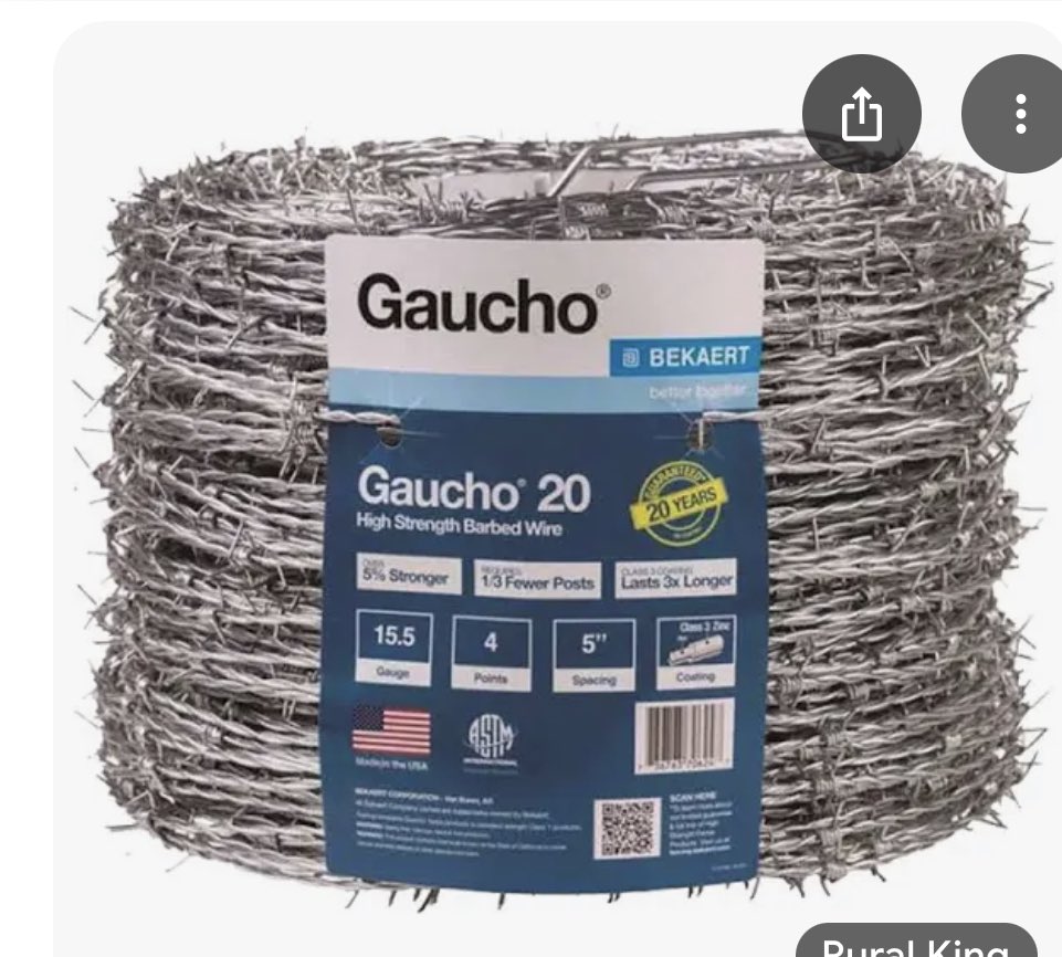 SolidDeebo's tweet image. #hostilearchitecture ? Hoe about hostile clothing ? #trump #iceraid . They won’t touch you if you’re covered in razor wire