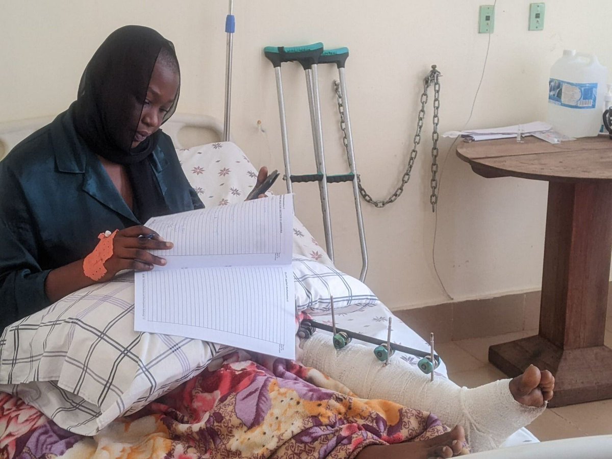 PHOTO OF THE DAY:

Adeline Niyonagize, 20, didn’t let a broken leg stop her. She’s sitting her national exams from a hospital bed in Ngoma, determined to push through.