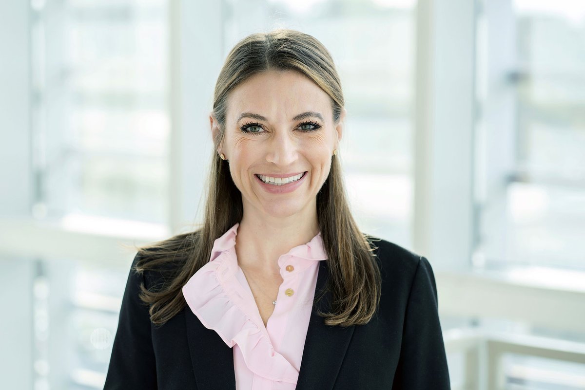 UCSFSurgery's tweet image. ‼️We’re excited to welcome Dr. Michelle Mulder back to @UCSF this Fall as Assistant Professor of Clinical Surgery in #Endocrine Surgery! A pioneer in minimally invasive adrenal surgery, she brings passion, precision, and a bold vision for the future of endocrine care✨✨ #UCSF