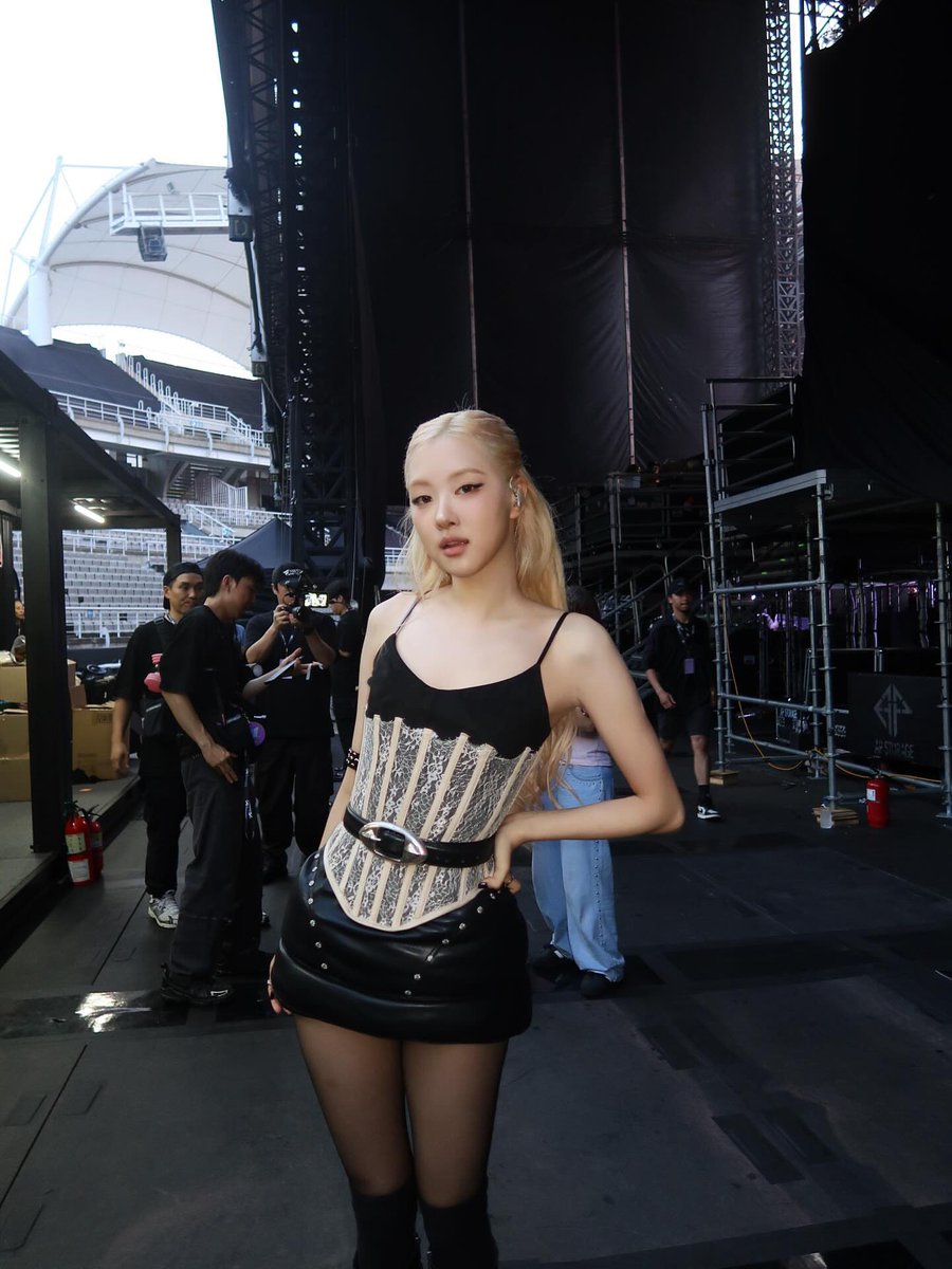 rosé instagram update