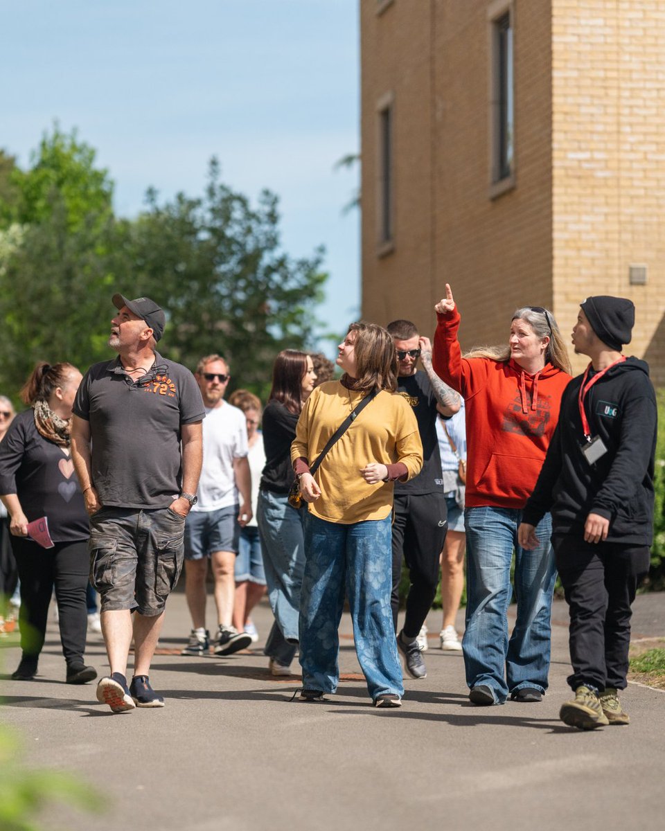 uniofglos's tweet image. Visit us this summer!π«βοΈ
Join one of our weekly guided campus tours at FCH, Park, and Oxstalls every Wednesday from 16 July to 27 August (except 13 August). You can also visit City Campus on 20 & 27 August!π£
To book your place please visit π glos.ac.uk/visit-us/campuβ¦