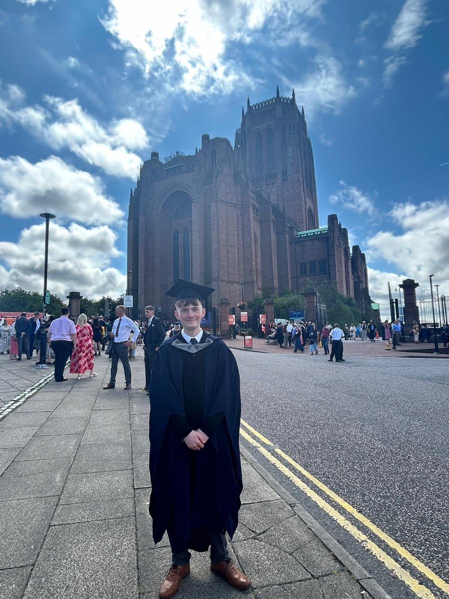 Martin Crawford (@crawford7martin) on Twitter photo First class honours in sports journalism. A great day graduating from a great uni in a great city 🫡 <a href="/JMUJournalism/">JMU Journalism</a> First class honours in sports journalism. A great day graduating from a great uni in a great city 🫡 <a href="/JMUJournalism/">JMU Journalism</a>