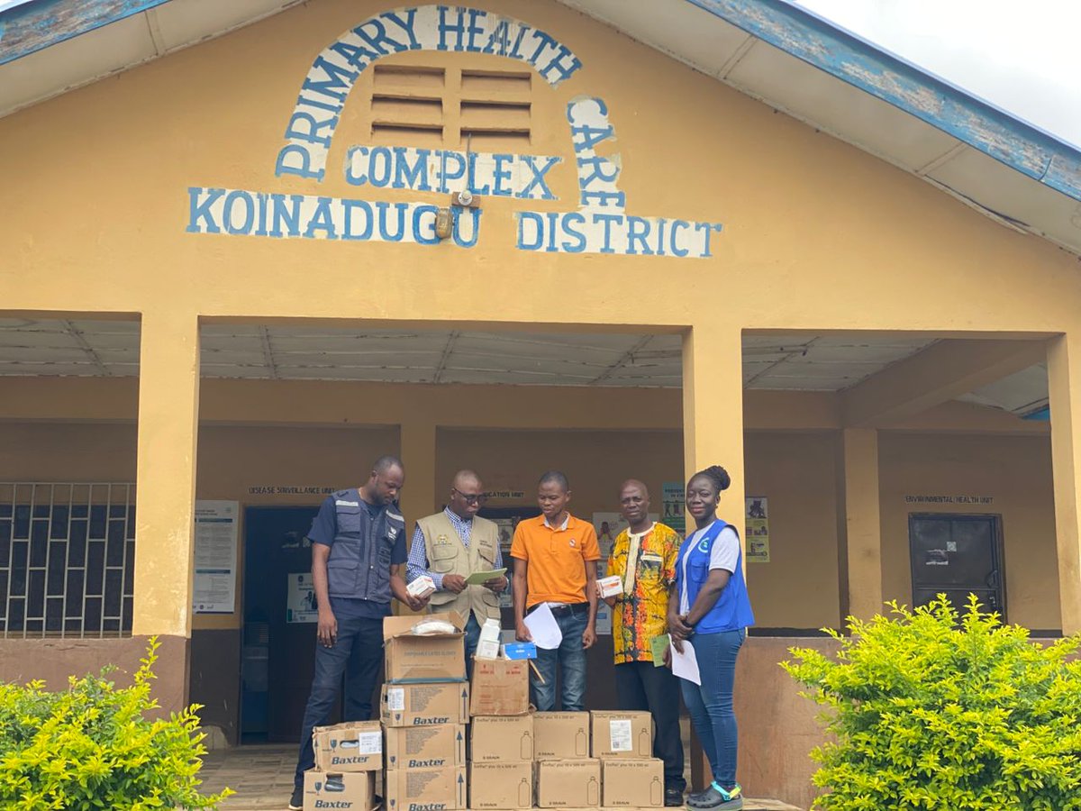 WHOSierraLeone's tweet image. In Koinadugu, WHO handed over essential medical supplies to bolster the mpox response and joined the district hospital in presenting discharge cards to survivors, symbolizing steps towards recovery and resilience.