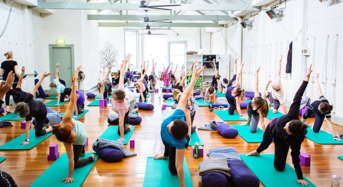 For operators, the data points to a clear opportunity: focus on the small but impactful moments that shape a member’s perception and build lasting connections.
 #yoga #fitness #yogastudio #members #yogabusiness #fitnessclub #ratings <a href="/thefitguidehq/">The Fit Guide</a> 
bit.ly/4nFaDqV