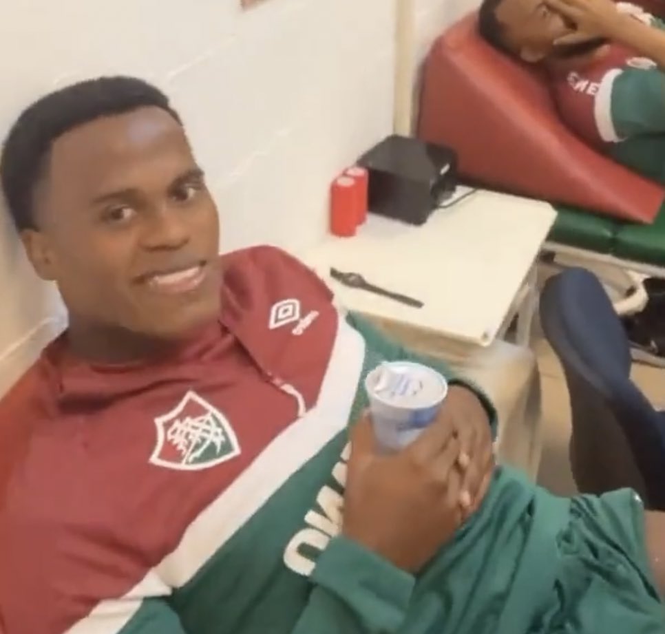 estarei ignorando toda e qualquer notícia sobre outros times sondando o arias