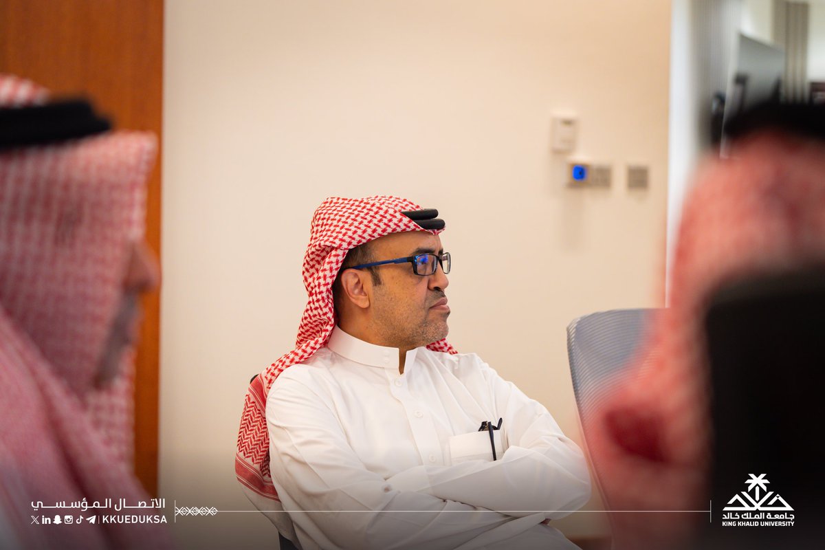 في إطار برامجها لتعزيز الوعي السيبراني، نظمت الإدارة العامة للأمن السيبراني بـ #جامعة_الملك_خالد اليوم ورشة محاكاة سيبرانية تم خلالها استعراض عدد من التمارين السيبرانية بمشاركة عدد من قيادات الجامعة ومنسوبيها..