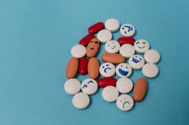 Most people have no severe withdrawal from antidepressants bmj.com/content/390/bm…

Patients who discontinued antidepressants experienced an average of one more symptom on the 43 symptom DESS scale than those who continued them or were taking placebos

<a href="/reesprescribe/">Dr Sharon Rees</a> <a href="/drdave1999/">Dr. Dave</a>