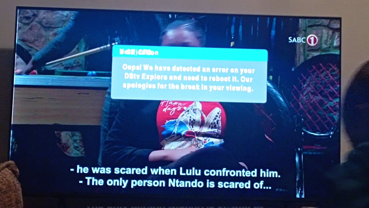JustSbo's tweet photo. @DStv please kindly assist with this. It keeps frustratingly rebooting in 10 to 15mins intervals https://t.co/ddWsACk8X0