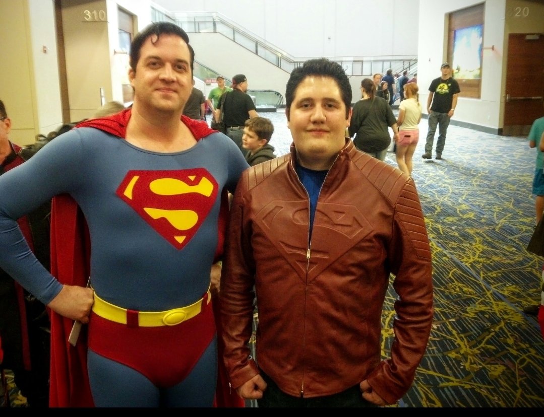 TheRealTonyHoff's tweet photo. @NVIDIAGeForce @Superman @JimLee Wizard World @Comic_Con 2015 in #desmoines with this fine #Superman    cosplayer. Tag him if you know who he is! https://t.co/DUuEnSaL3U