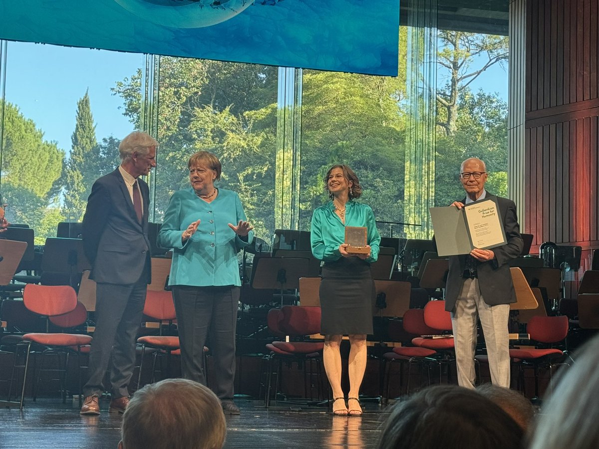 As a jury member I am delighted 2025 #Gulbenkian Prize for Humanity has gone to the Antarctic and Southern Ocean Coalition; it recognises the critical role of ice landmass  and also role of civil society and a treaty based on public trust