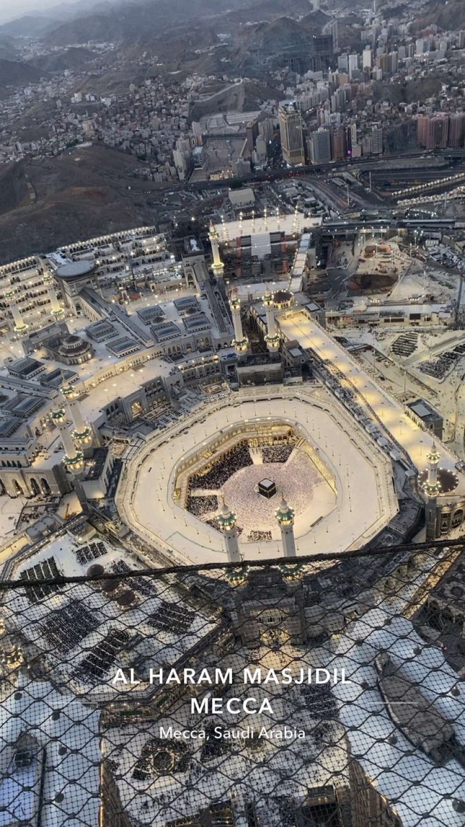 RN_Awwab's tweet photo. زادك الله إجلالاً وتعظيماً 
اللهم أجعلني مَمِن حقَقتَ أُمنيته و رزقتهُ حاجتهُ و أصلحتَ قلبهُ و يسرتَ أمرهُ و سترتَ عيبهُ و غفرتَ ذنبهُ وَ استجبت دُعائه يارب "✨ https://t.co/7aBl2o0HIa
